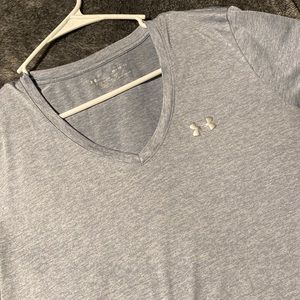 Women’s heat gear UA tee size XL